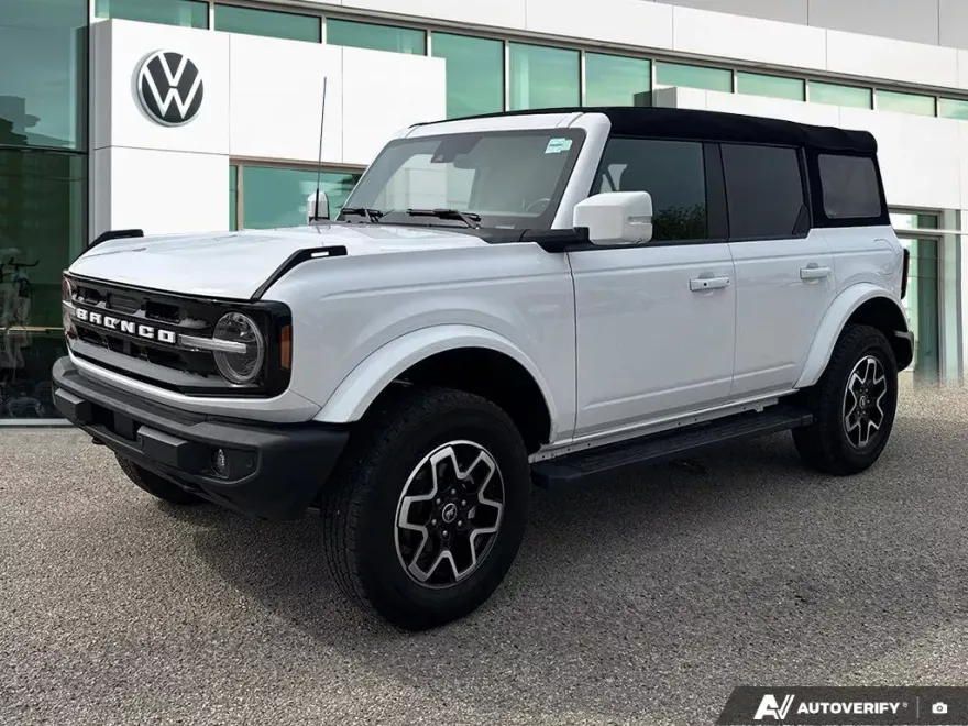 2022 Ford Bronco Base Big Bend Black Diamond Outer Banks photo 1