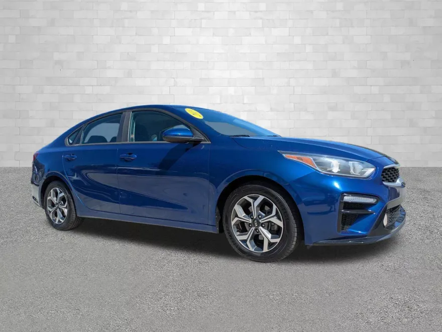 2019 Kia Forte LXS photo 1