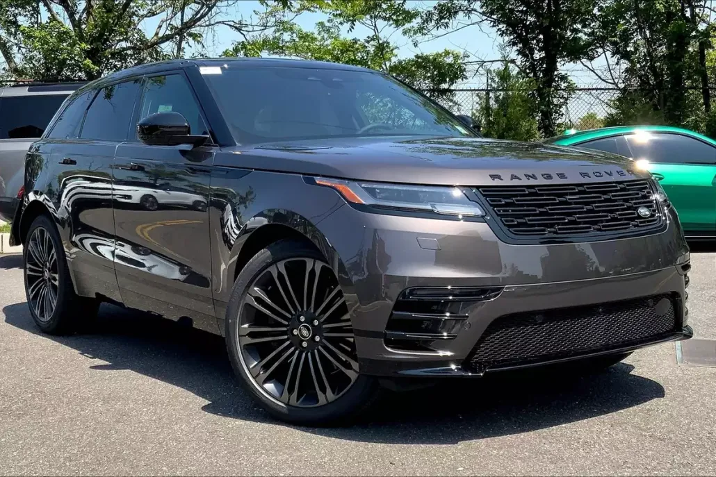 2026 Land Rover Range Rover Velar P250 Dynamic SE photo 1