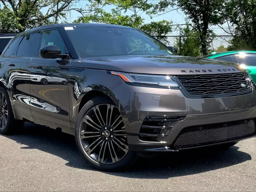 2026 Land Rover Range Rover Velar P250 Dynamic SE photo 1