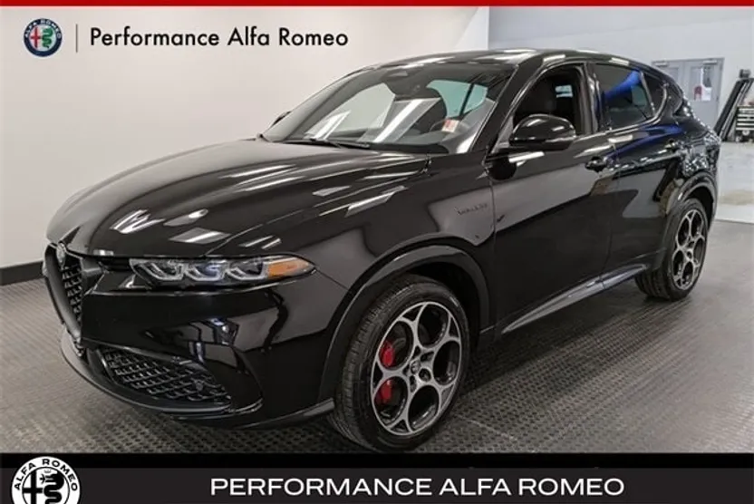 2024 Alfa Romeo Tonale Veloce photo 1