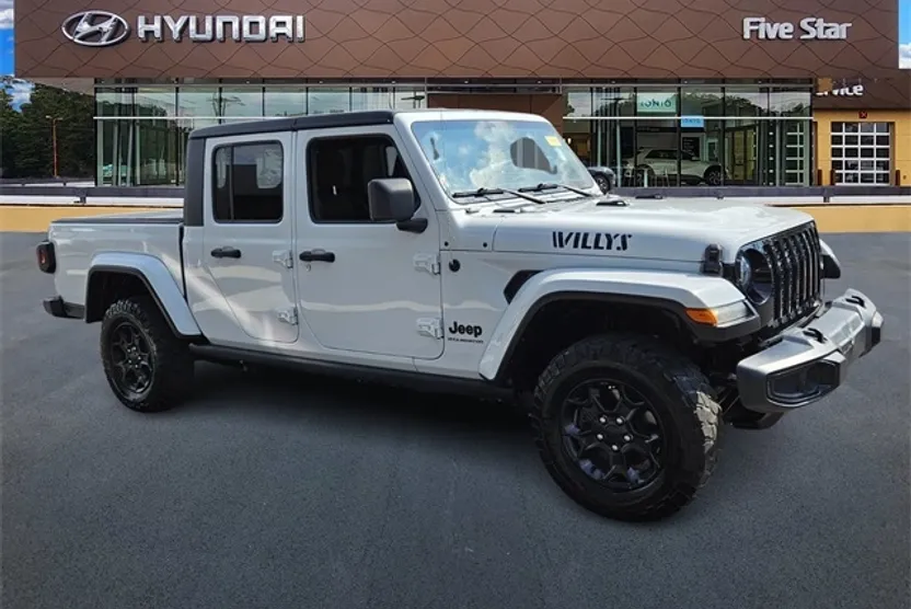 2023 Jeep Gladiator Willys photo 1