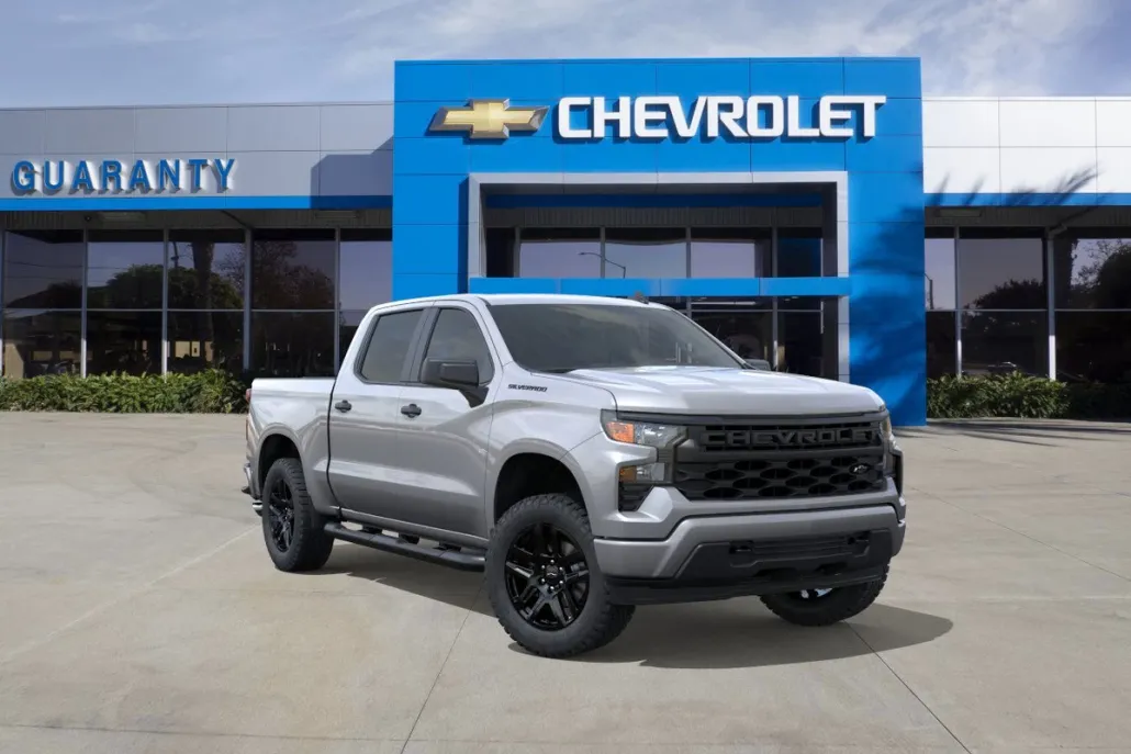 2025 Chevrolet Silverado 1500 Custom photo 1