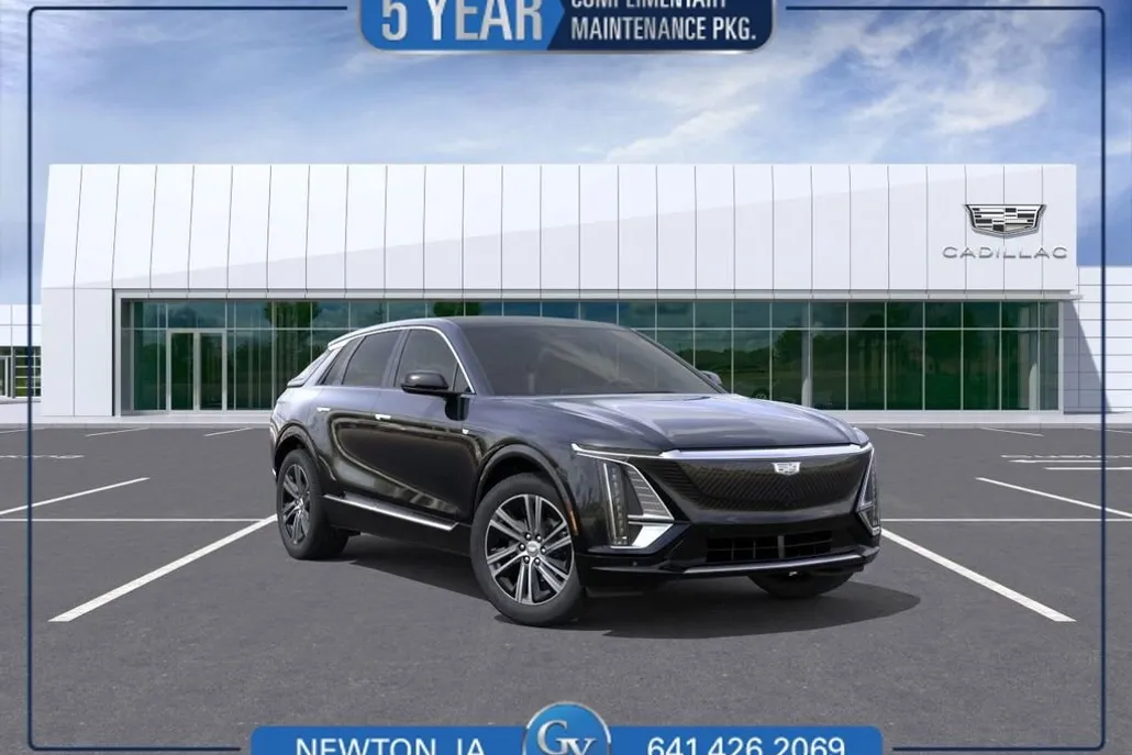 2025 Cadillac Lyriq Luxury photo 1