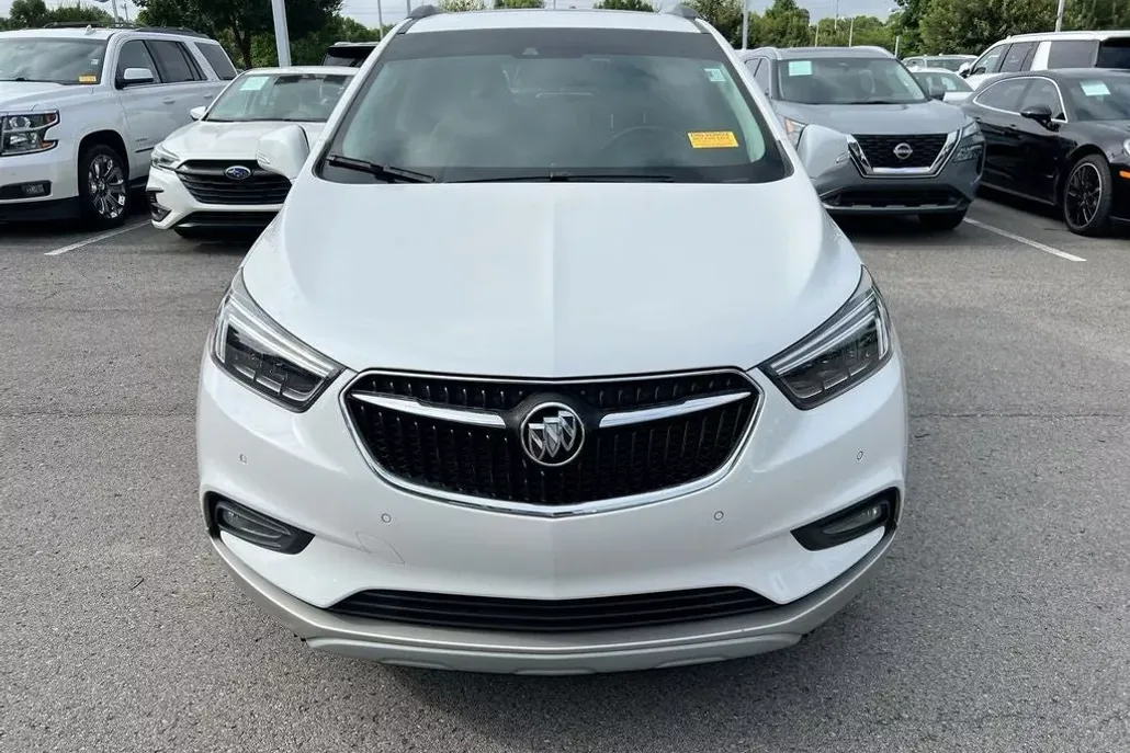 2020 Buick Encore Essence photo 1