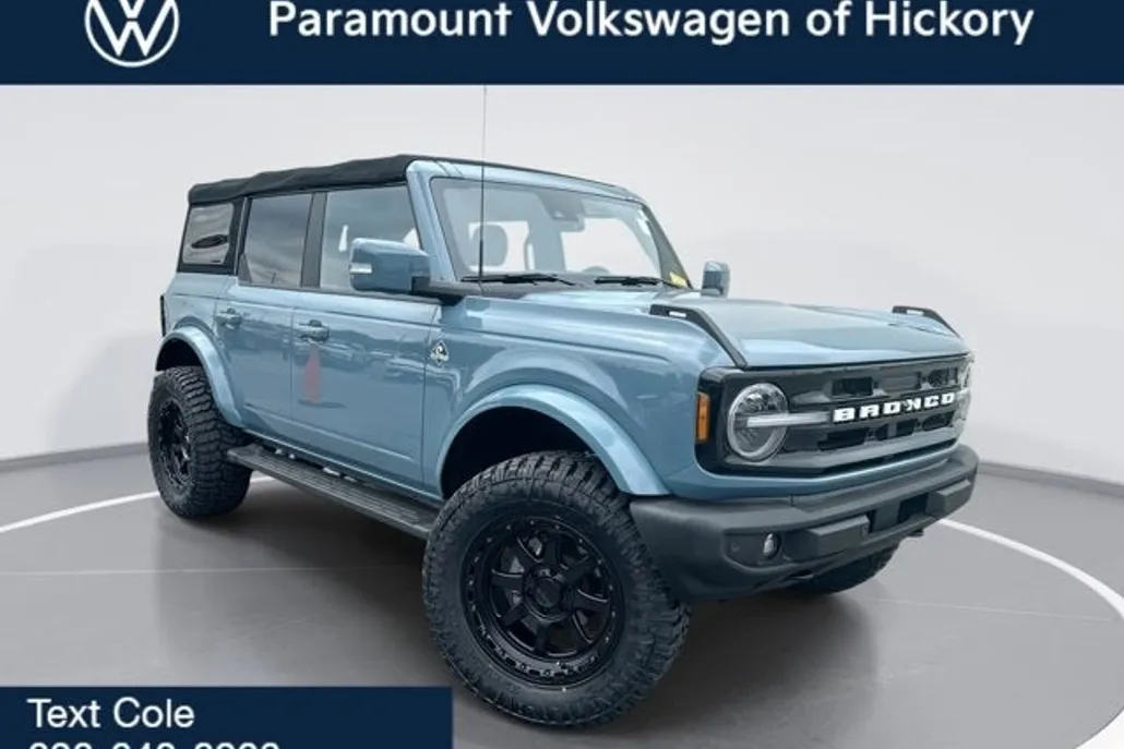 2022 Ford Bronco Outer Banks photo 1