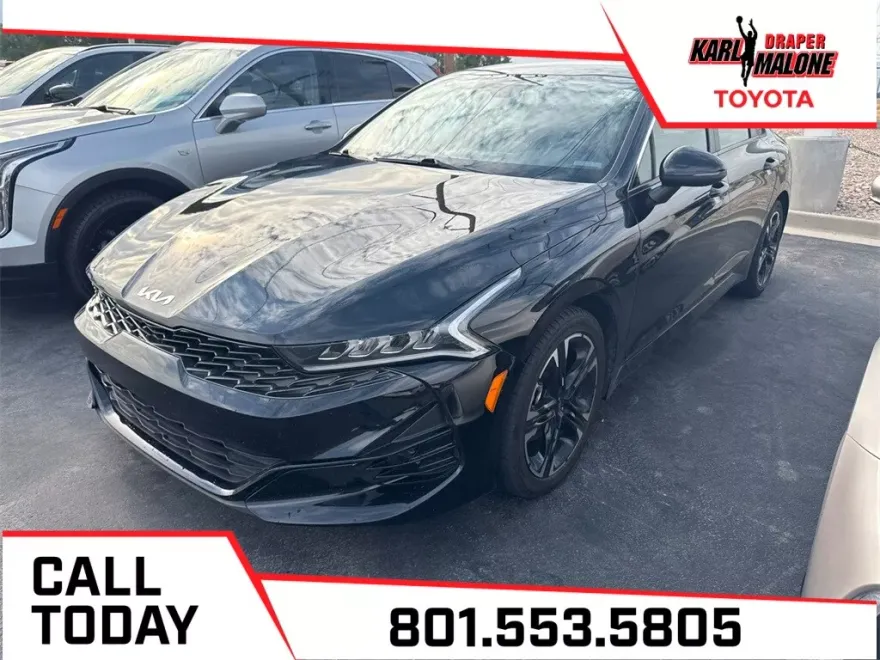 2022 Kia K5 GT-Line photo 1