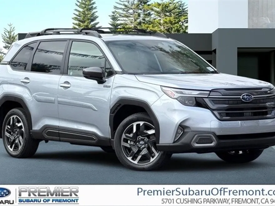2025 Subaru Forester Limited photo 1