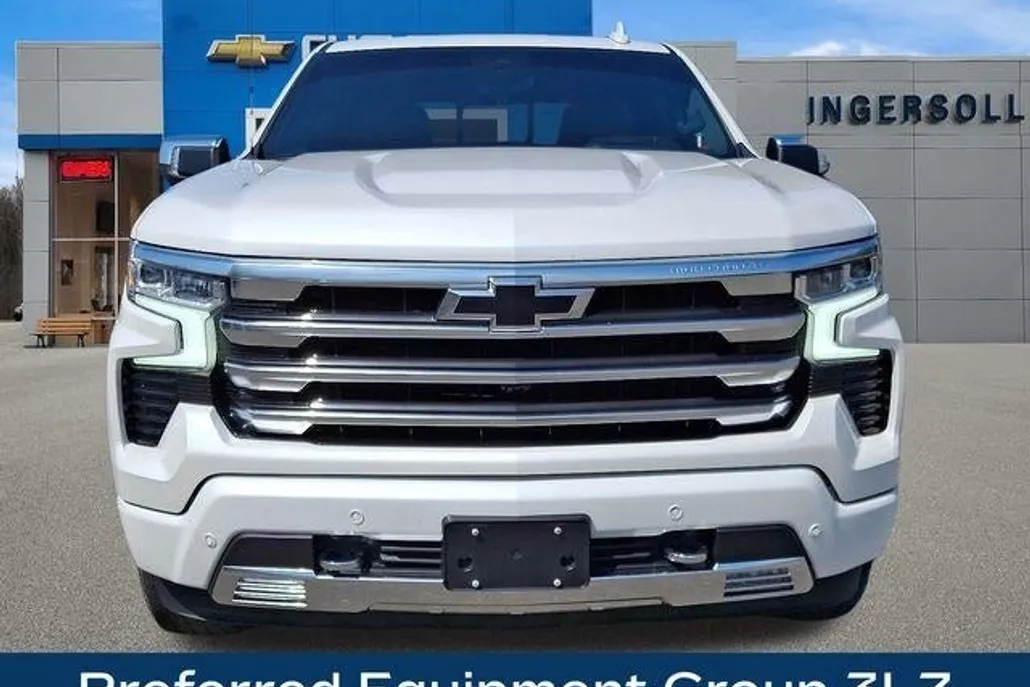 2023 Chevrolet Silverado 1500 High Country photo 1