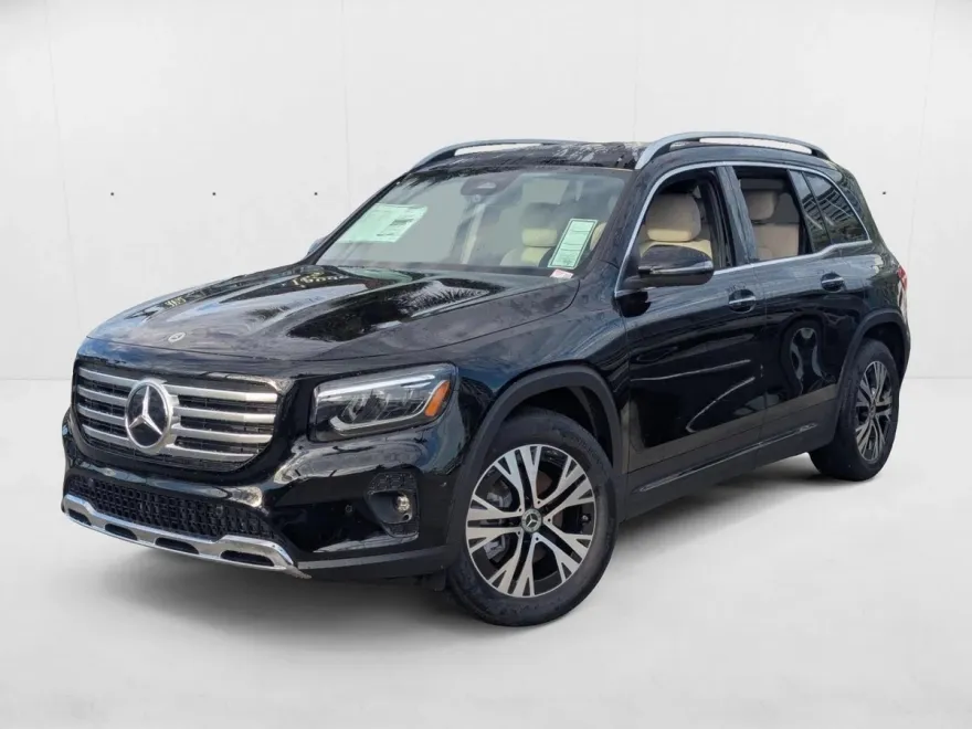 2026 Mercedes Benz GLB 250 photo 1
