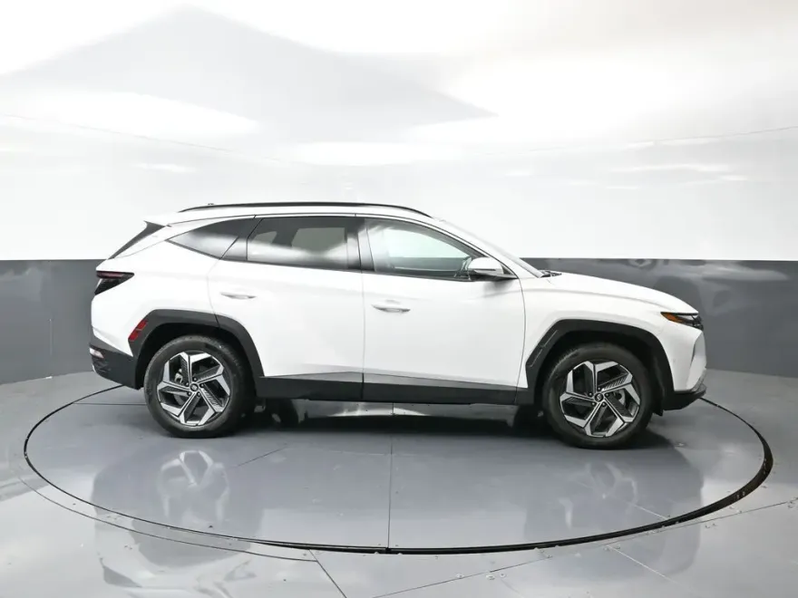 2024 Hyundai Tucson Limited photo 1