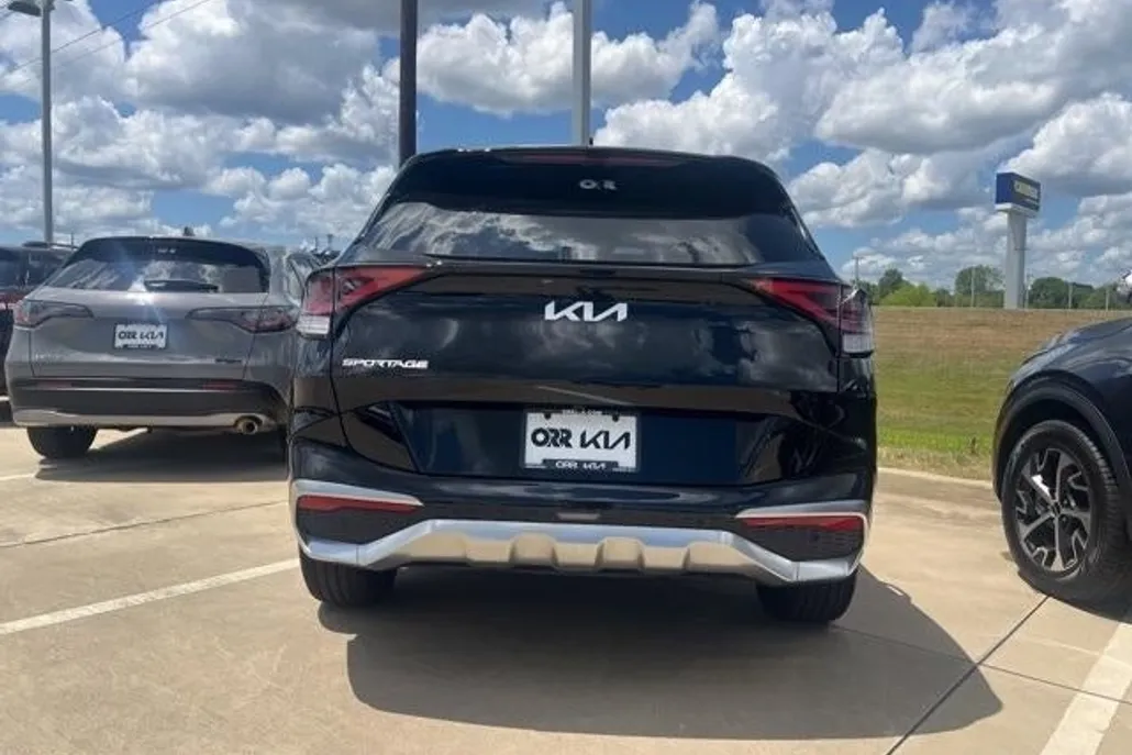 2024 Kia Sportage photo 1