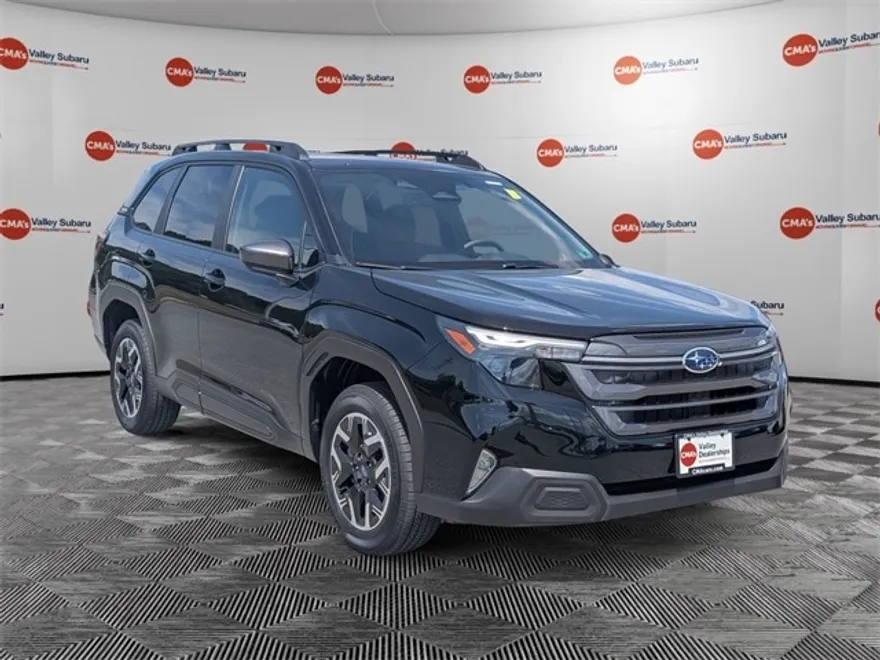 2025 Subaru Forester Premium photo 1