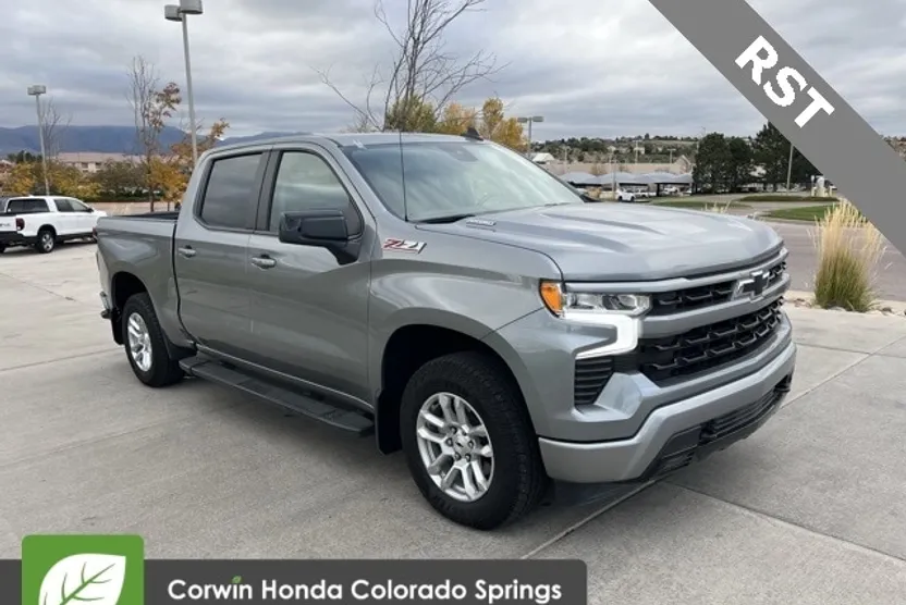 2023 Chevrolet Silverado 1500 RST photo 1