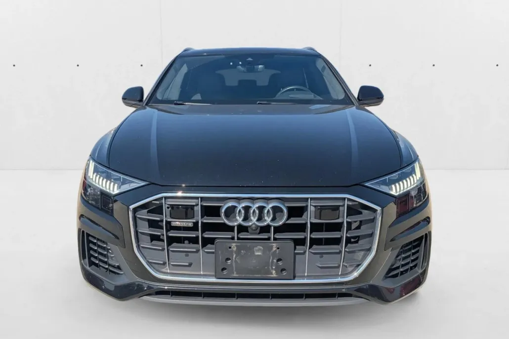 2019 Audi Q8 Prestige photo 1