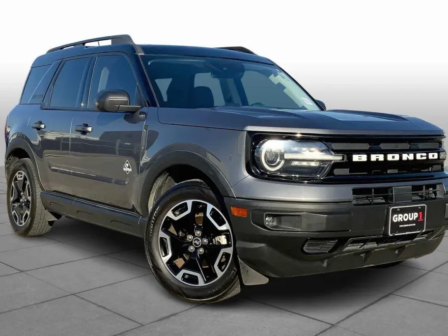 2021 Ford Bronco Sport Outer Banks photo 1