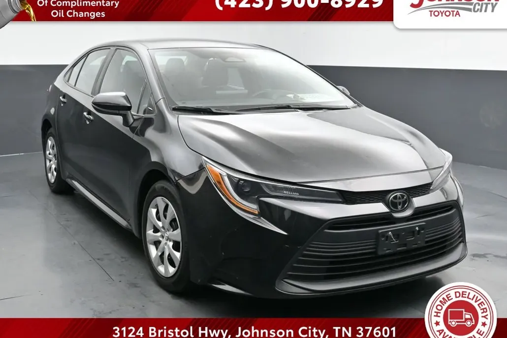 2023 Toyota Corolla LE photo 1
