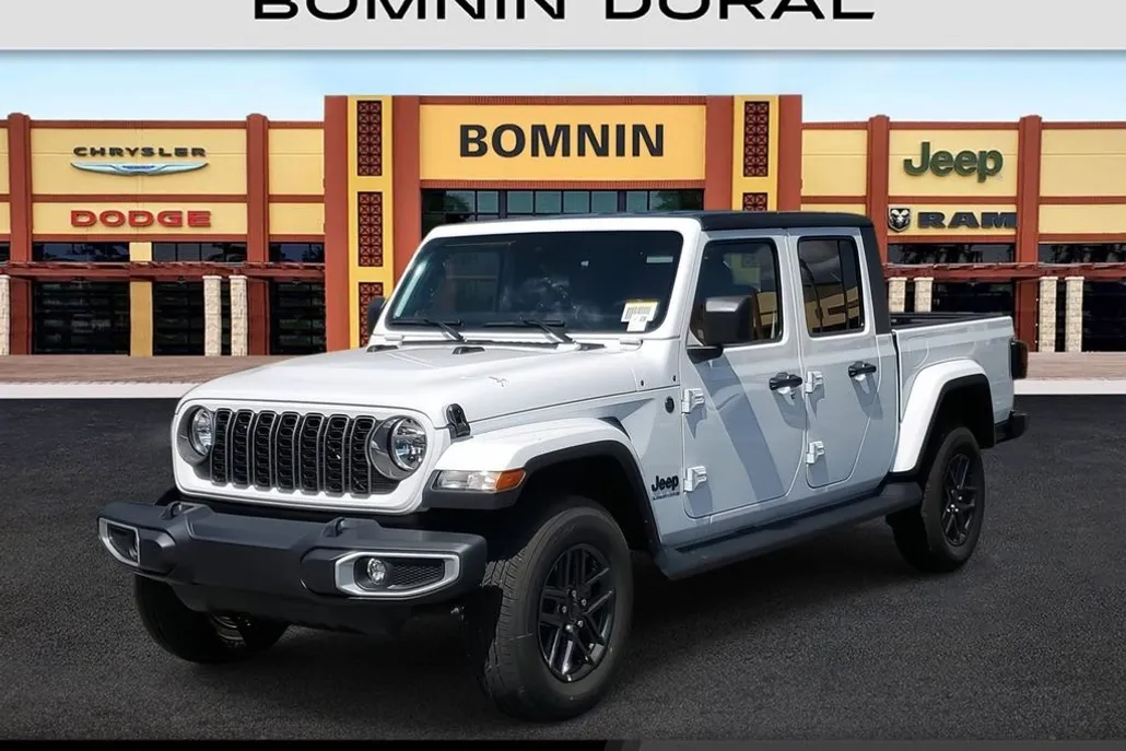 2025 Jeep Gladiator Sport photo 1