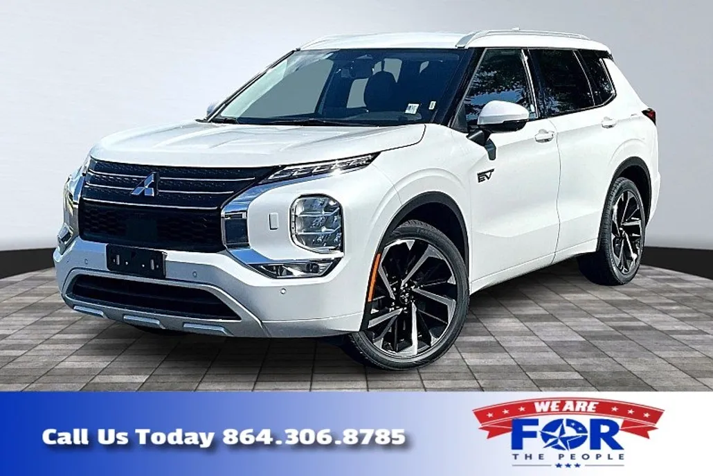 2023 Mitsubishi Outlander PHEV SEL photo 1