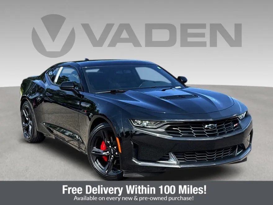 2023 Chevrolet Camaro LT1 photo 1
