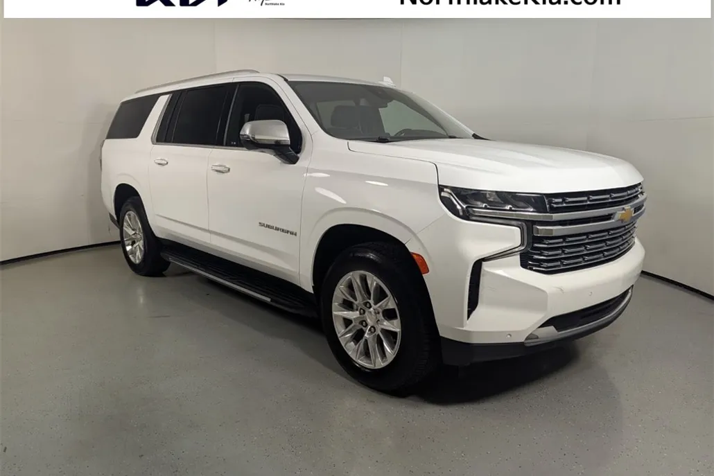 2023 Chevrolet Suburban Premier photo 1