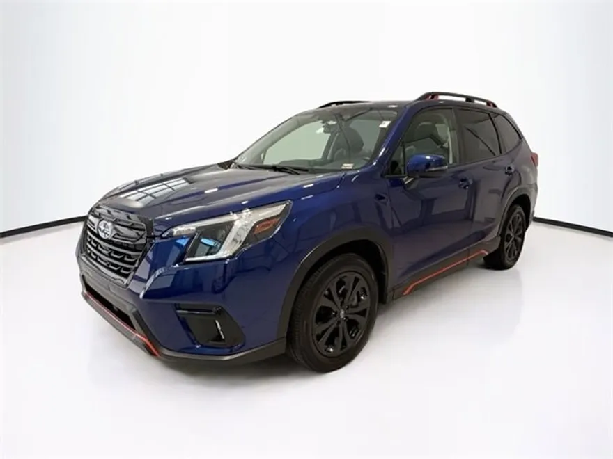 2023 Subaru Forester Sport photo 1
