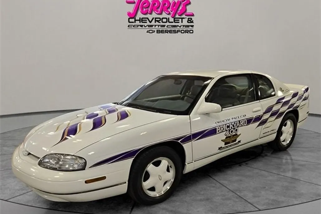 1995 Chevrolet Monte Carlo SS photo 1