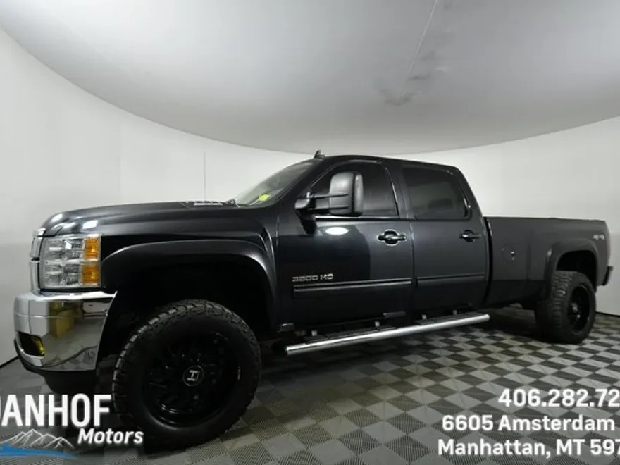 2012 Chevrolet Silverado 3500HD LTZ photo 1