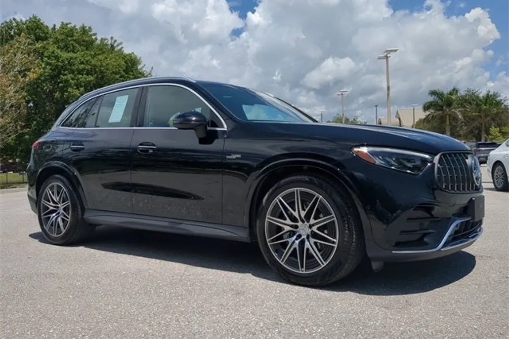 2025 Mercedes Benz GLC AMG 43 photo 1