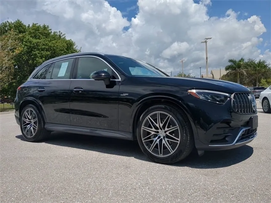 2025 Mercedes Benz GLC AMG 43 photo 1