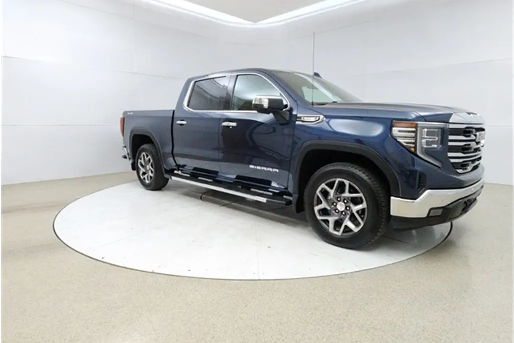 2022 Gmc Sierra 1500 SLT photo 1
