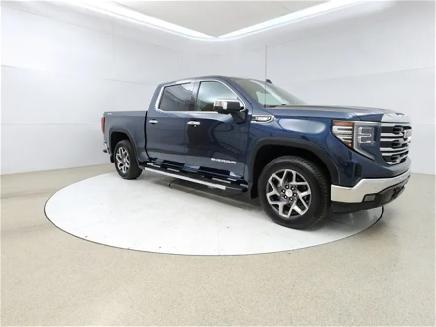 2022 Gmc Sierra 1500 SLT photo 1