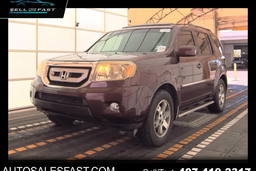 2011 Honda Pilot Touring photo 1