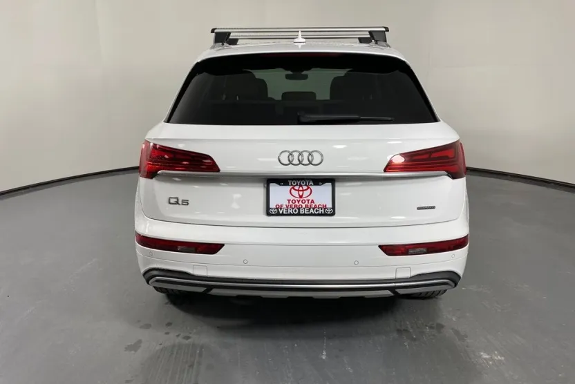 2024 Audi Q5 40 Premium photo 1