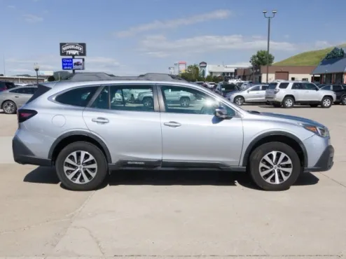 2020 Subaru Outback Base photo 4