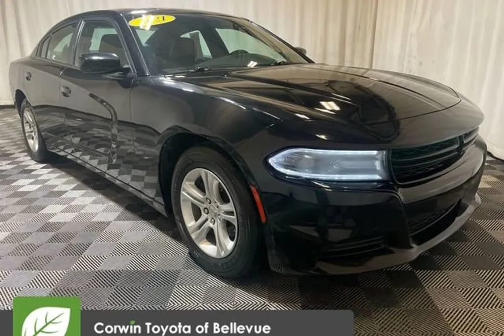 2021 Dodge Charger SXT photo 1