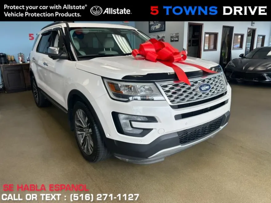 2017 Ford Explorer XLT photo 1