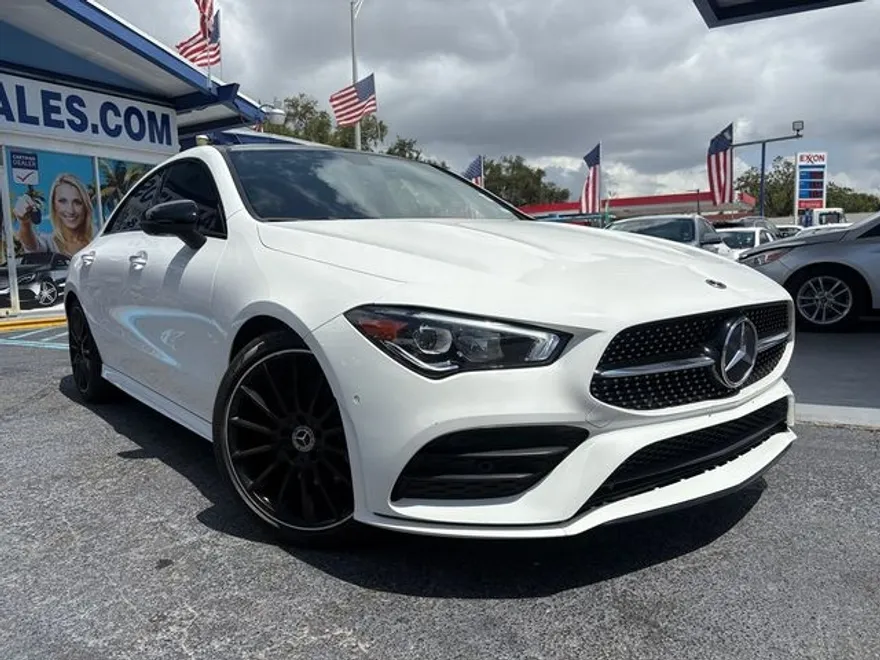 2023 Mercedes Benz CLA 250 photo 1