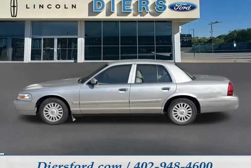 2008 Mercury Grand Marquis LS photo 1
