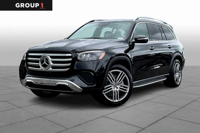 2025 Mercedes Benz GLS 450 4MATIC photo 1