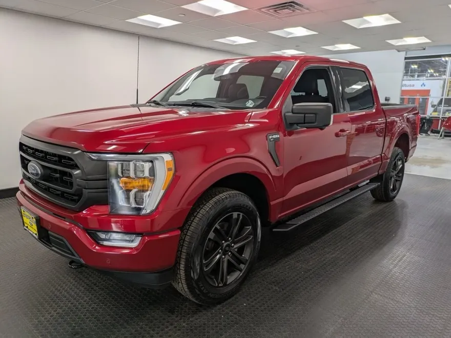 2022 Ford F-150 XLT photo 1