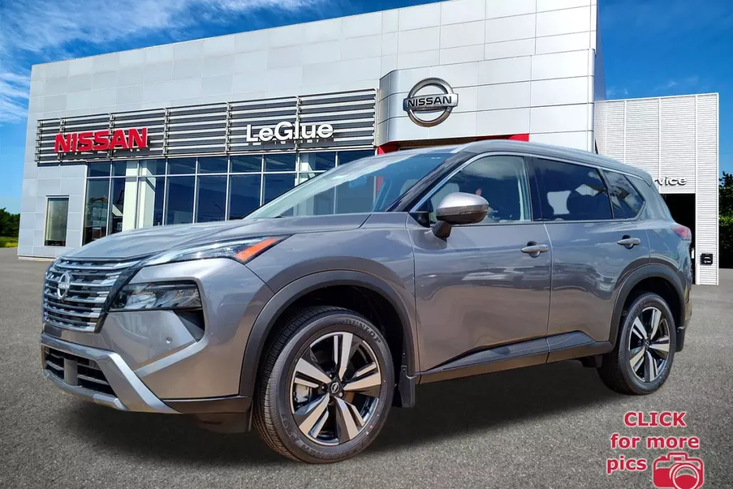 2025 Nissan Rogue SL photo 1