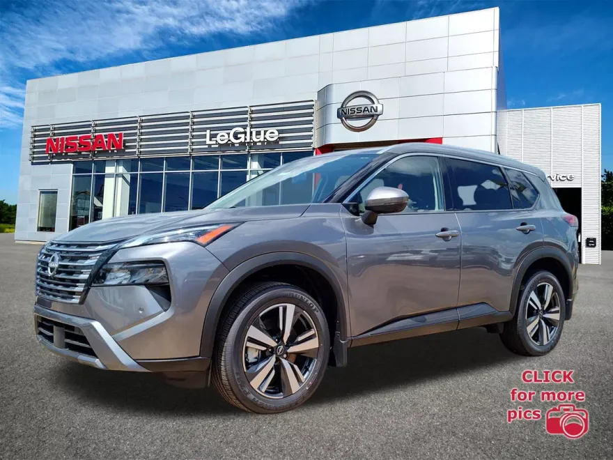 2025 Nissan Rogue SL photo 1