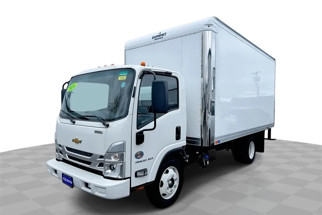 2024 Chevrolet Silverado 4500HD photo 1