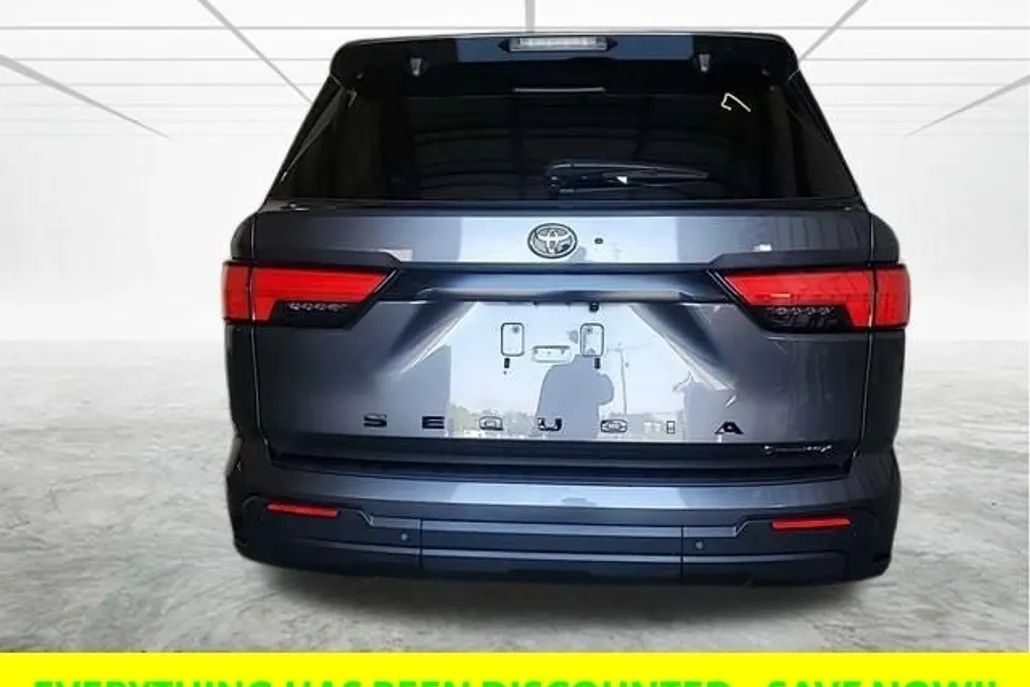 2025 Toyota Sequoia SR5 photo 1