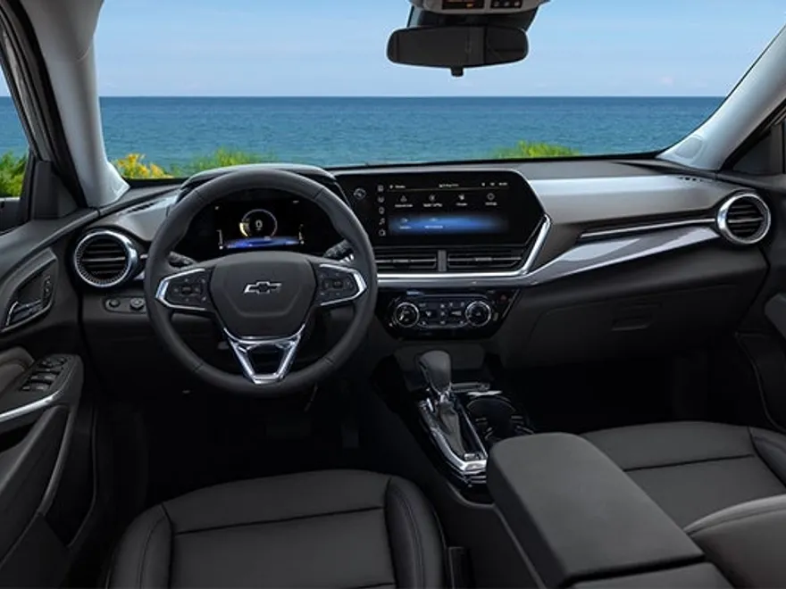 2024 Chevrolet Trax 2500HD High Country photo 1