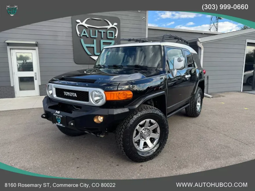 2014 Toyota FJ Cruiser Trail Teams Special Edition photo 1