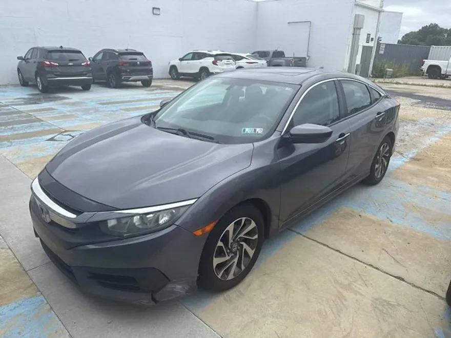 2018 Honda Civic EX photo 1