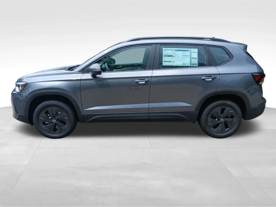 2025 Volkswagen Taos S photo 1