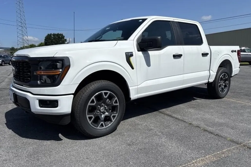 2025 Ford F-150 STX photo 1